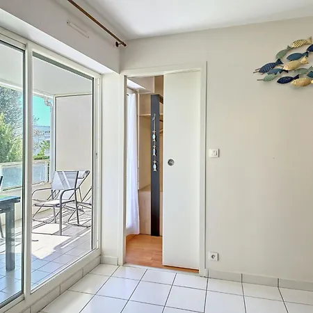 Les Voiles De La Baule By Interhome アパート ル・プリガン